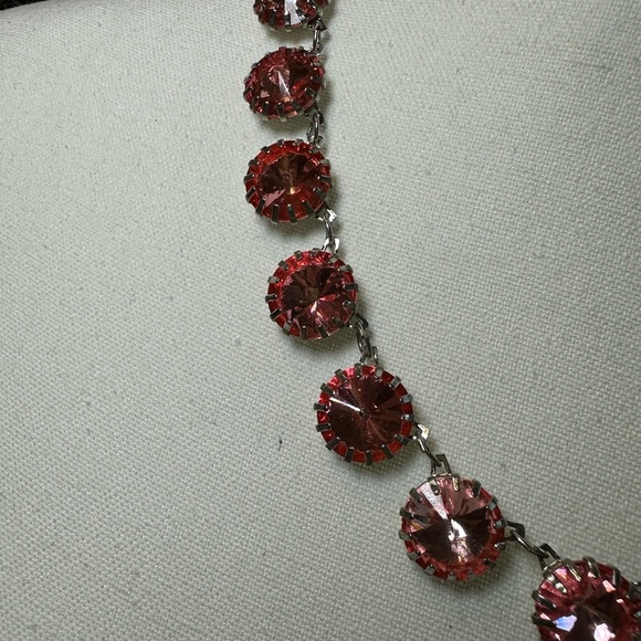 Elegant Pink Crystal Necklace - Picture 2 of 10